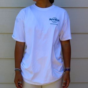 hard rock “Washington DC” cafe t-shirt style, size large/grande, white tee